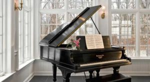 Piano Moving Services in Saskatoon, SK & Surrounding Areas - Country Wide Moving